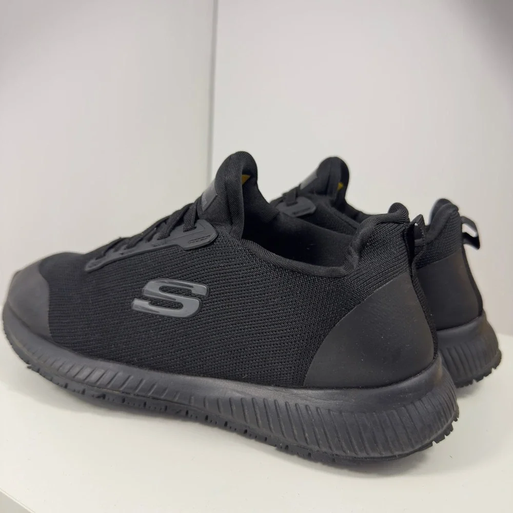 Skechers Work Squad Women Size 8 Black Slip Resistant Wide Fit Shoes 77222W